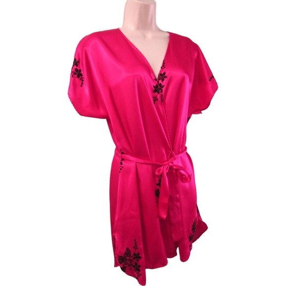 Sabrina by Mervyns Raspberry Black Embroidered Flower Short Robe Large GUC - Picture 5 of 16